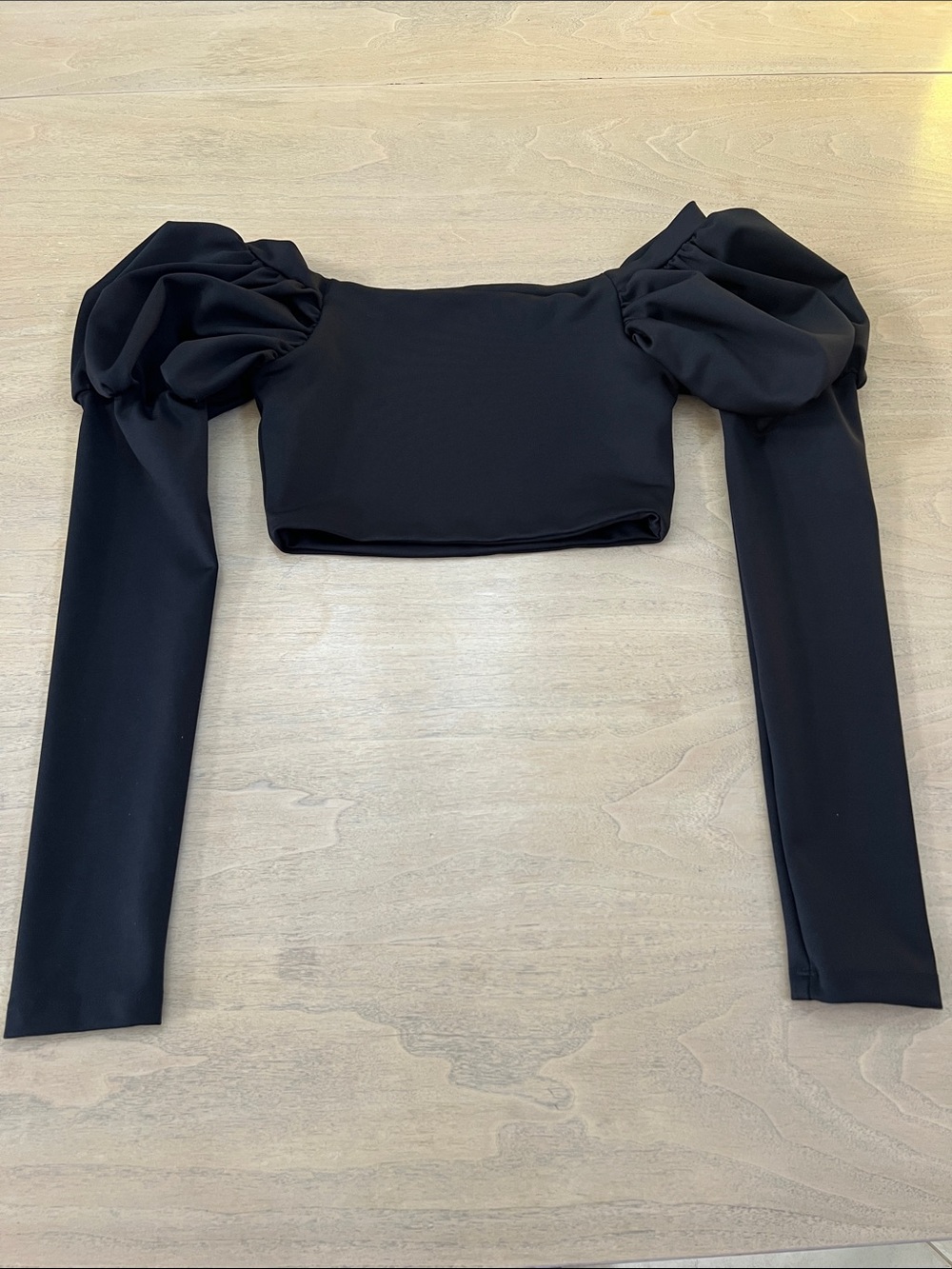 HossH Black Puff-Sleeve Crop Top - Women M
